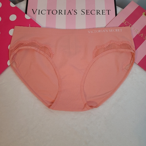 Y2K Victoria's Secret Seamless Stretch Nylon & Lace Hiphugger Panty Size Lg - Picture 1 of 4